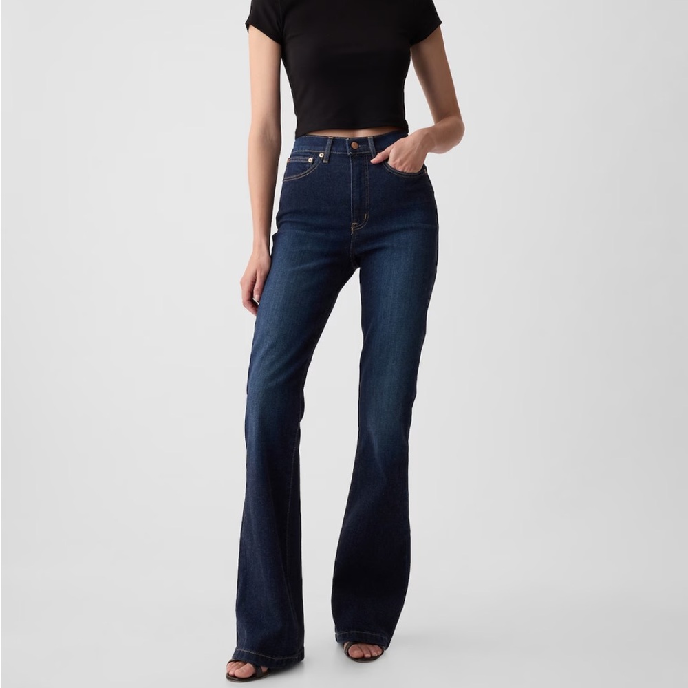 NWT Gap High Rise ‘70s Flare Jeans, 25P/0P